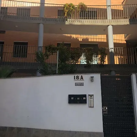Center Bajo Parking Gratis *